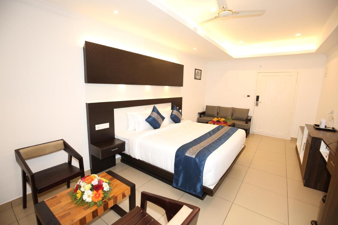 Amuse Vista Resorts And Spa Anachal Exterior foto